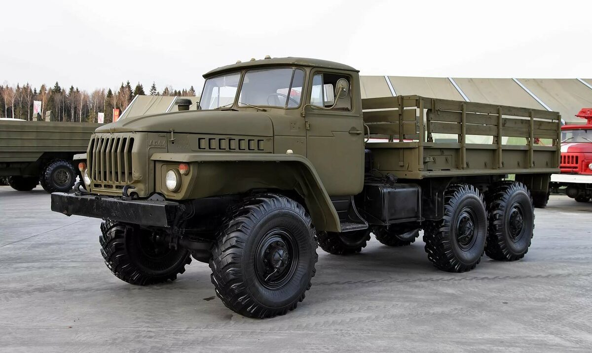 Урал-4320