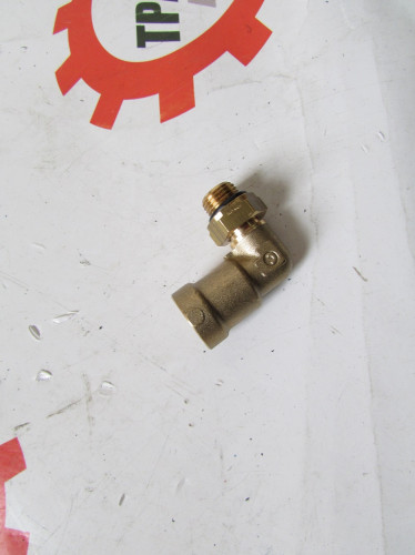 Фитинг угловой КАМАЗ для D6502 8-M10x1-S